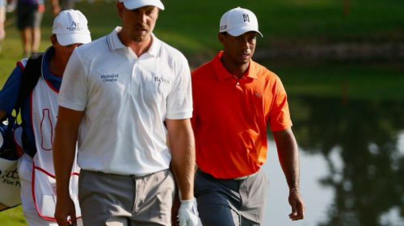 Henriks Stensons un Taigers Vudss pirmajā raundā spēlēja kopā
Foto: AFP/Scanpix