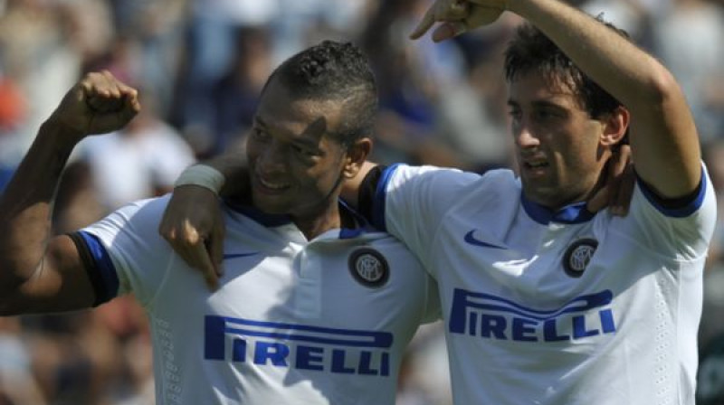 Fredijs Gvarins un Djēgo Milito
Foto: AP/Scanpix