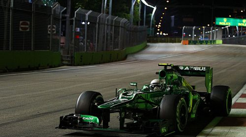 "Caterham" formula Singapūras trasē
Foto: LaPresse/Scanpix