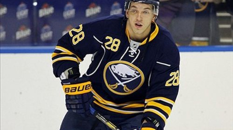 Zemgus Girgensons
Foto:Timothy T. Ludwig-USA TODAY Sports