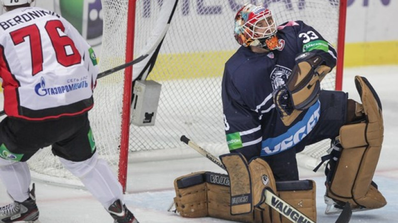 Barijs Brasts (pa labi)
Foto: medvescak.com