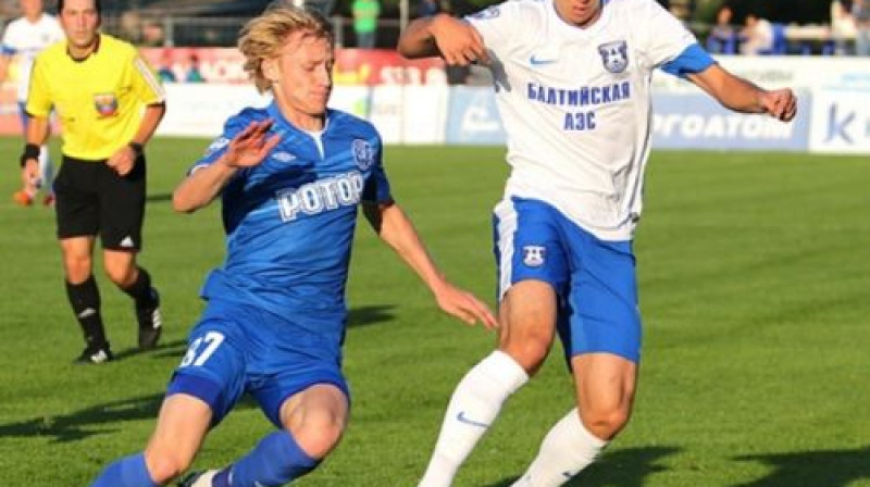 Ivans Lukjanovs pret Artūru Zjuzinu
Foto: Rotor-fc.com