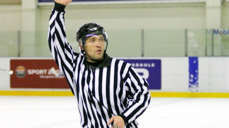 Jācer uz veiksmīgu tiesnešu darbību spēlē pret Šveici!

Foto: Edgars Vaivads