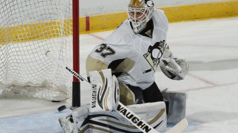 Džefs Zatkofs savā debijas mačā pretiniekiem ļāva gūt sešus vārtus
Foto:AFP/Scanpix