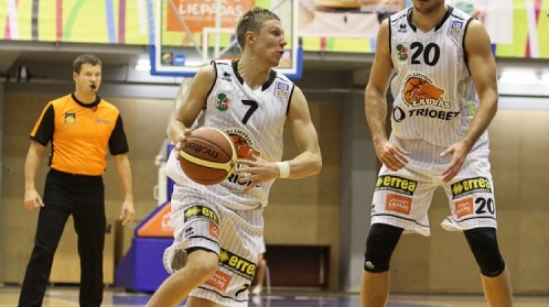 Ingus Jakovičs uzbrukumā
Foto: Mārtiņš Sīlis