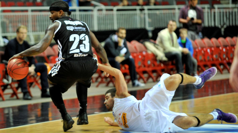 Dī Brauns: 12 punkti trešajā ceturtdaļā
Foto: Romāns Kokšarovs, "Sporta Avīze", f64