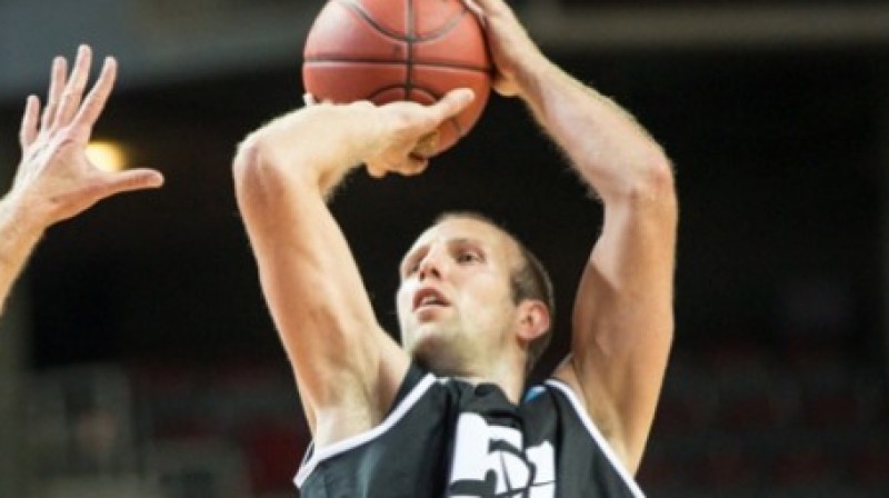 Kenans Bajramovičs un "VEF Rīga": trešdien izšķirošā cīņa par Eiropas kausa izcīņas TOP32.
Foto: Mikus Kļaviņš, vefriga.com