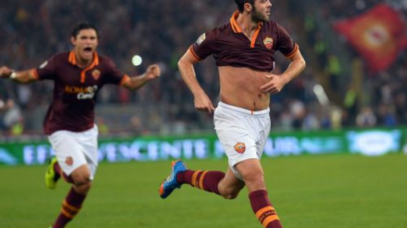 Miralems Pjaničs pēc vārtu guvuma
Foto: AFP/Scanpix