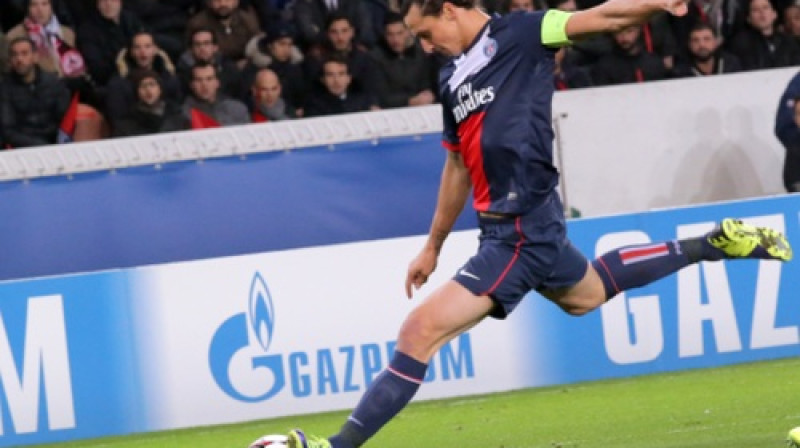 Zlatans Ibrahimovičs guva septītos vārtus četrās Čempionu līgas spēlēs
Foto: AP/Scanpix