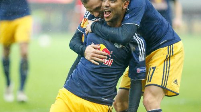 "Red Bull" priecē ar uzvarām, bet Alans ar superskaistiem vārtiem
Foto: AFP/Scanpix