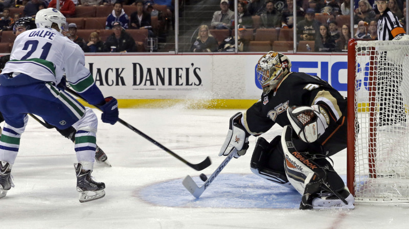 Frederiks Andersens (pa labi)
Foto: AP/Scanpix