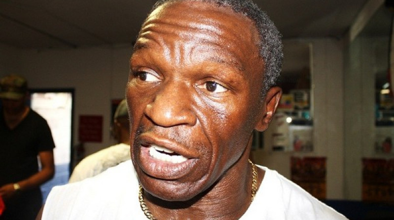 Floids Meivezers seniors
Foto: roundbyroundboxing.com