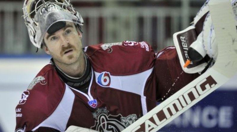 Tellij! Tev atkal jāvelk!
Foto: Romāns Kokšarovs, Sporta Avīze, F64