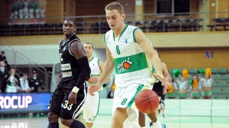 Rolands Freimanis (pa labi): 14 punktu, 9 atlēkušās un uzvara Eiropas kausa izcīņas TOP32 pirmajā spēlē.
Foto: eurocupbasketball.com