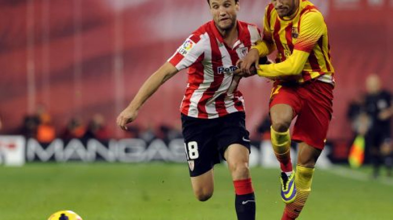 Neimārs (pa labi) šodien krita un klupa, nespējot izmantot savas iespējas
Foto: AFP/Scanpix