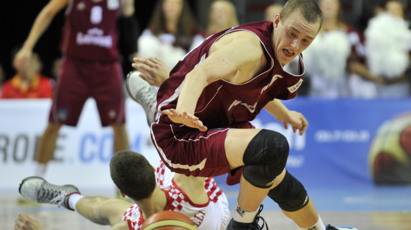 Anžejs Pasečņiks (#15)
Foto: Romāns Kokšarovs, "Sporta Avīze", f64