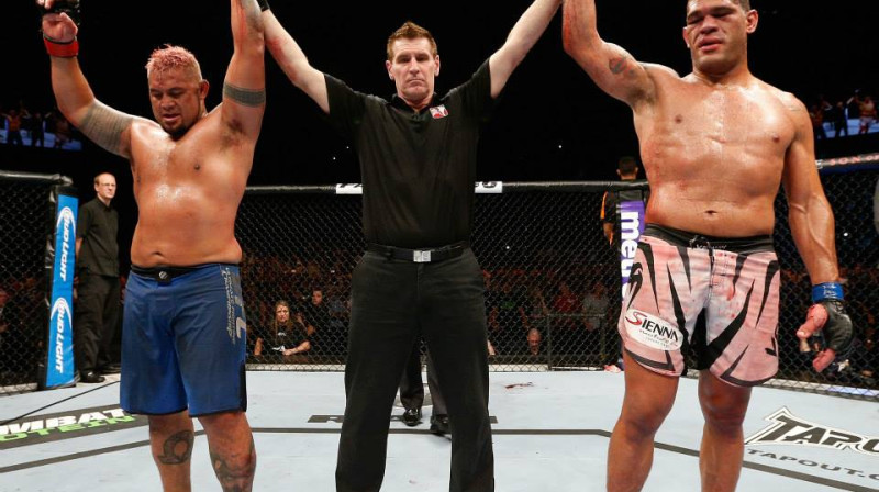 Marks Hants ar Antonio Silvu cīnās neizšķirti
Foto: sherdog.com