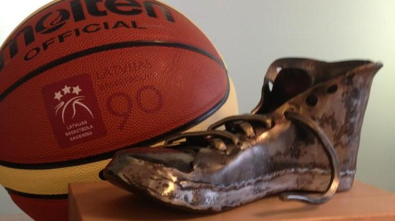 LBS Gada balva - basketbolista keda.
Foto: basket.lv