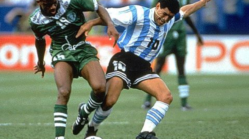 Maradona pret Nigēriju nospēlēja savu pēdējo maču PK finālturnīros. Nākamvasar Argentīna pret Nigēriju tiksies jau kārtējo reizi
Foto: nigeria.worldcupblog.org