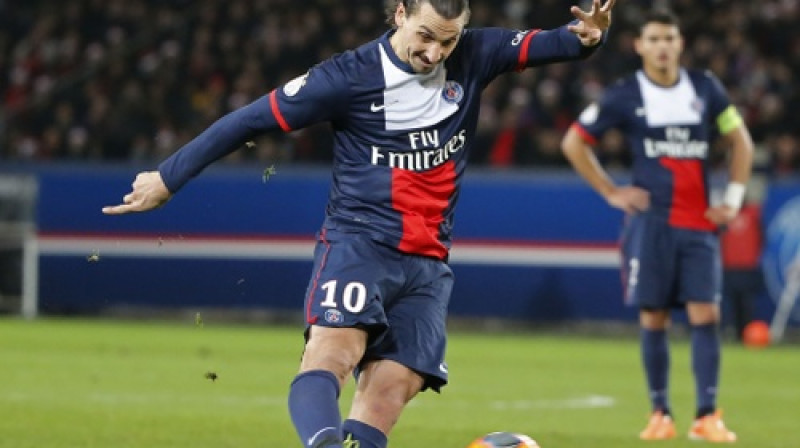Zlatans Ibrahimovičs gūst vārtus
Foto: AP/Scanpix