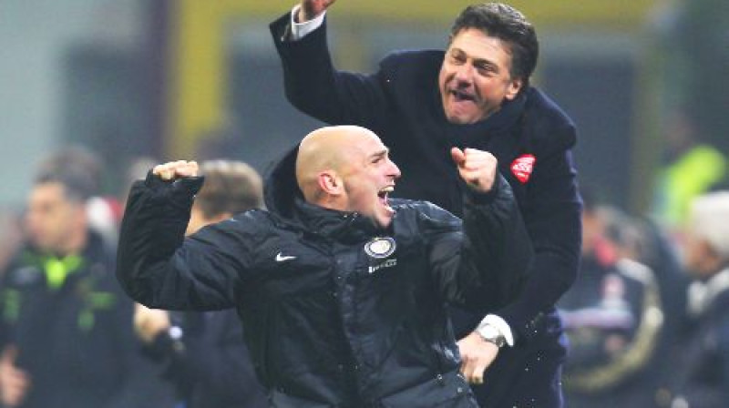 Treneris Valters Macari un Estevans Kambjaso
Foto: AP/scanpix