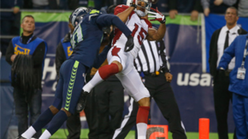 Maikls Floids veic izšķirošo ķērienu
Foto: AP/Scanpix