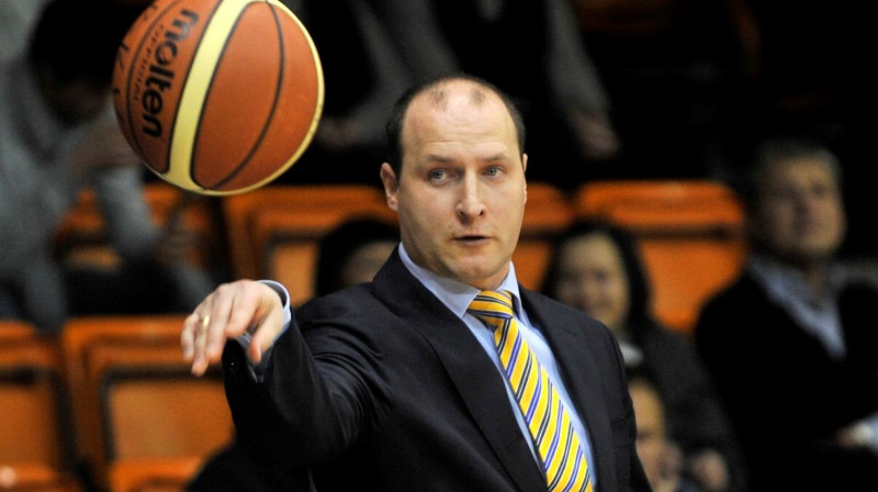 Roberts Štelmahers ir vienīgais latviešu spēlētājs, kurš trīs sezonas pēc kārtas sacenties Eirolīgas "Top 16" turnīrā
Foto: Romāns Kokšarovs, "Sporta Avīze", f64