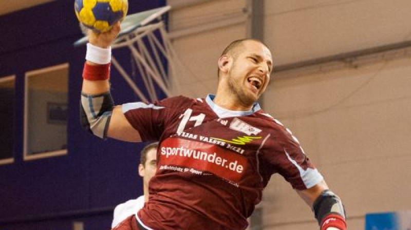 "Istres" un Latvijas izlases līnijas spēlētājs Ingars Dude ar uzvaru atsāka Francijas PRO2 līgas čempionātu.
Foto:Vladislavs Proškins/F64