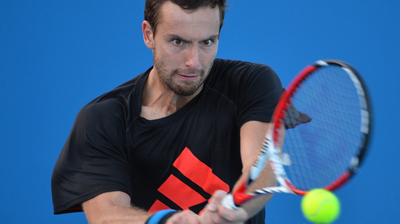 Ernests Gulbis treniņā pirms atbildīgā starta Melburnā
Foto: AFP/Scanpix