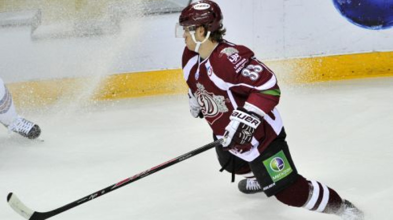 Mets Robinsons
Foto: Romāns Kokšarovs, Sporta Avīze, f64
