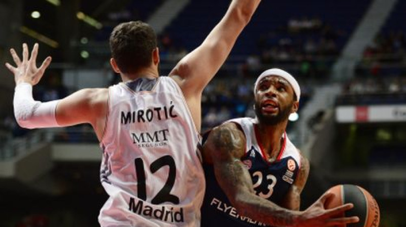 Nikola Mirotičs pret Malkolmu Delaneju
Foto:AFP/Scanpix