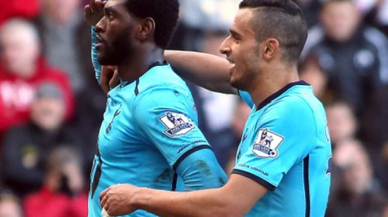 Emanuels Adebajors un Nasers Čadli
Foto: AFP/Scanpix