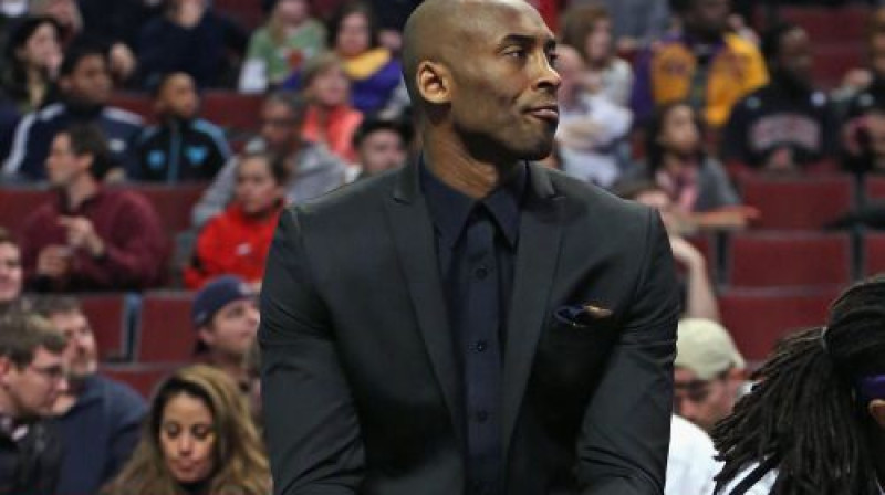 Kobe Braients uzvalkā diemžēl kļūst par arvien ierastāku skatu
Foto:AFP/Scanpix