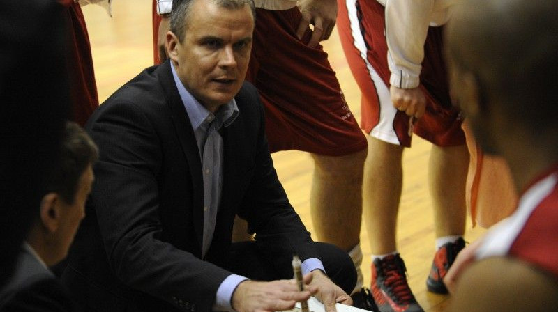 ''Barons kvartāls'' galvenais treneris Edgars Teteris  
Foto: Romāns Kokšarovs, ''Sporta Avīze'', f64.