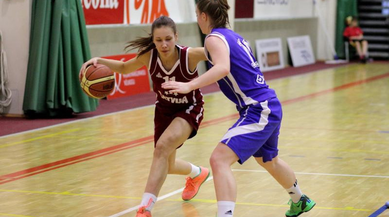 Anna Buša: 14 punkti, 10 atlēkušās bumbas un 8 piespēles izbraukuma spēlē pret Tartu Universitāti
Foto: www.basket.ee