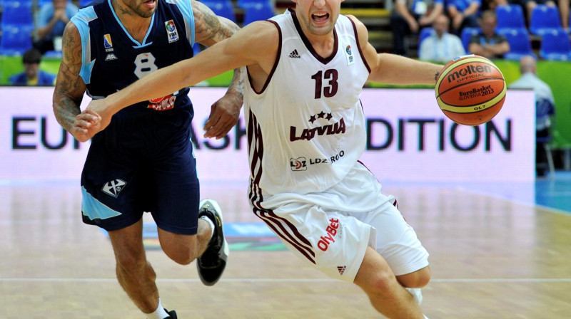 Jānis Strēlnieks
Foto: Romāns Kokšarovs, "Sporta Avīze", f64