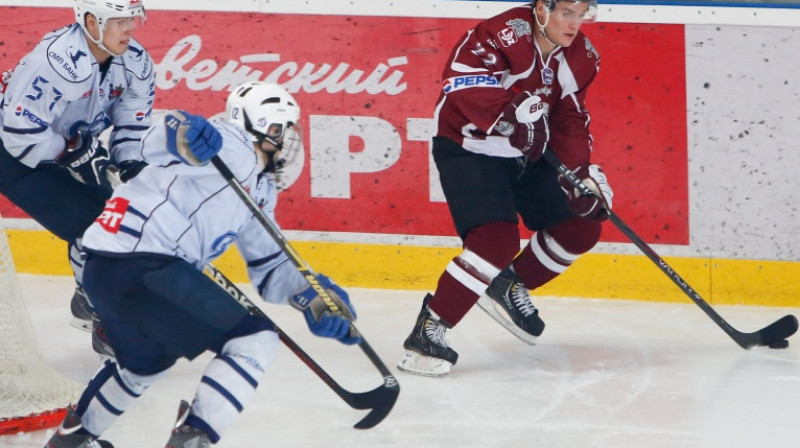 Andris Siksnis šajā mačā guva divus vārtus
Foto: dinamoriga.eu