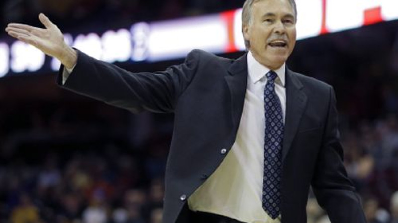 "Lakers" galvenais treneris Maiks d`Antoni
Foto:AP/Scanpix
