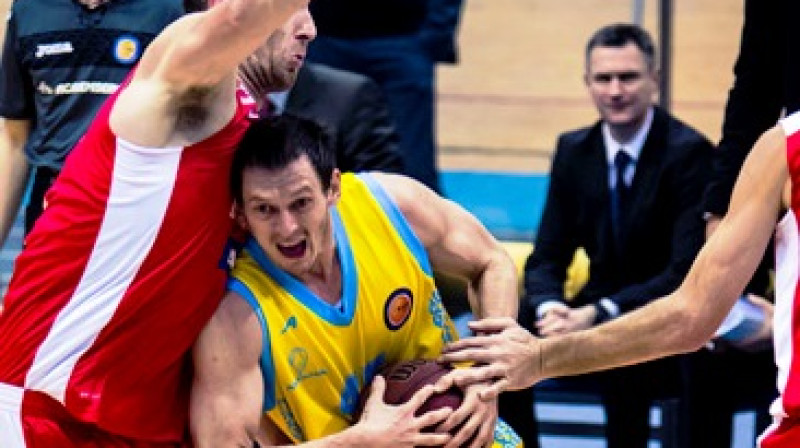 Jānis Blūms šodien aizvadīja savu rezultatīvāko VTB spēli šosezon. Foto: vtb-league.com