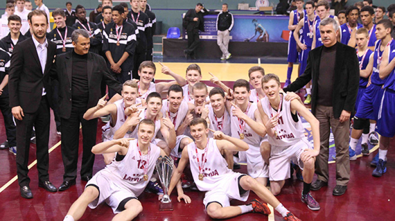 Latvijas kadetu izlase - tradicionālā Sakarijas turnīra uzvarētāja.
Foto: tbf.org