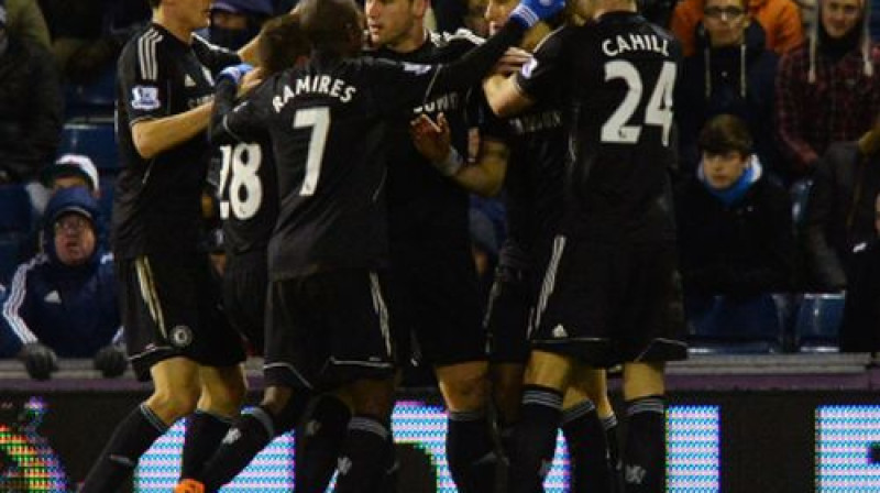 "Chelsea" spēlētāji pēc vārtu guvuma
Foto: AFP/Scanpix