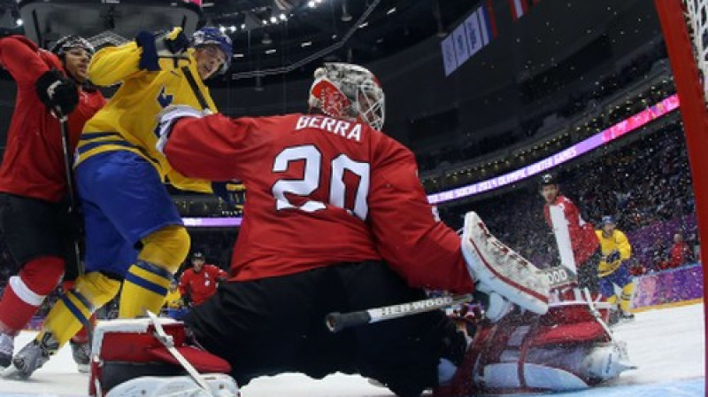 Patriks Berjlunds Šveices vārtu priekšā
Foto: AFP/Scanpix