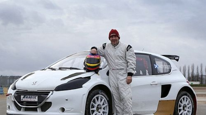 Vilnēvs un rallijkrosa "Peugeot 208"
Foto: crash.net