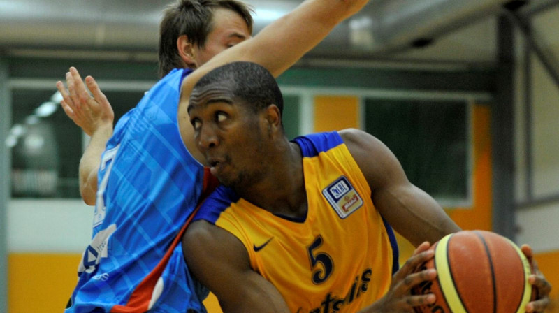 Ventspils aizsargs Lorenco Viljamss
Foto: Romāns Kokšarovs, "Sporta Avīze", f64