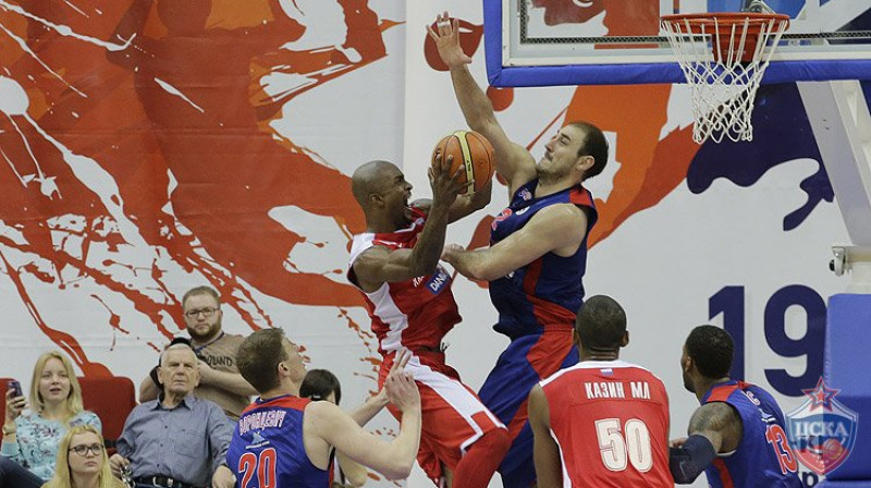 Vons Veifers pret VEF spēlēs 8. martā
Foto: www.cskabasket.com