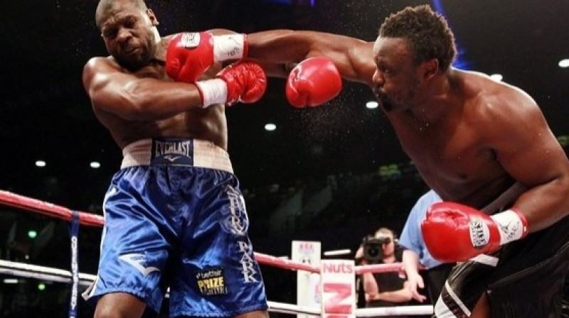 Kevins Džonsons un Dereks Čisora
Foto: PA Wire/Scanpix