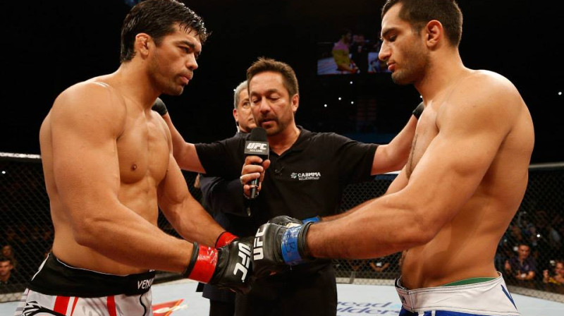 Lioto Mačida (no kreisās) cīņā ar Gegardu Musasi
Foto: ufc.com