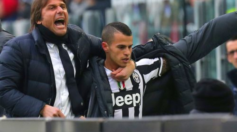 Antonio Konte un Sebastians Džovinko
Foto: AFP/Scanpix