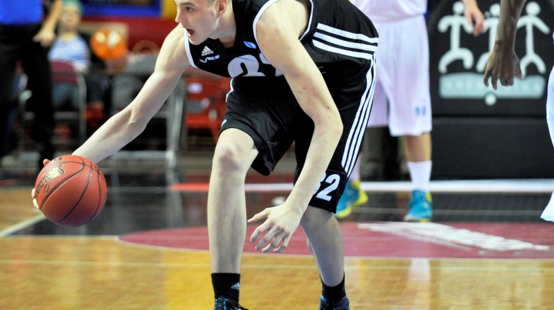 Anžejs Pasečņiks 
Foto: Romāns Kokšarovs, ''Sporta Avīze'', f64.