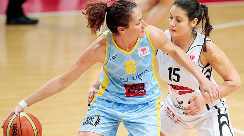 Ieva Krastiņa Eirolīgas spēlē pret "USK Prague"
Foto: www.fibaeurope.com